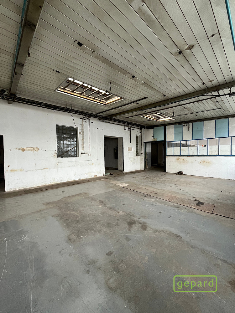 Pronájem výrobních prostor 700 m² – fotografie 3