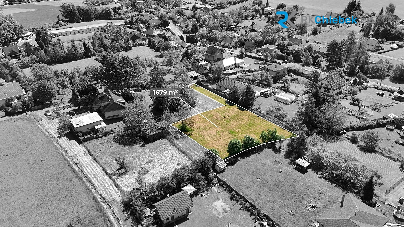 Prodej stavebního pozemku 1 679 m² — photo 2