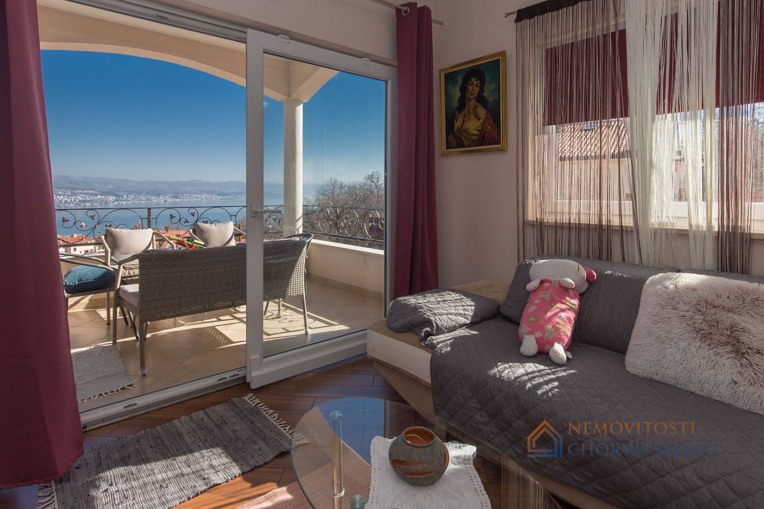 Prodej domu 267 m² s pozemkem 423 m² - Widok 3