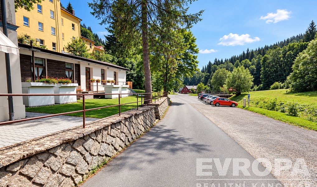 Pronájem restaurace 156 m², Janské Lázně – náhled fotky 8