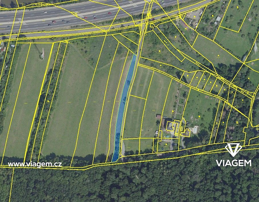 Investiční pozemek 1 924 m² – pohled 3