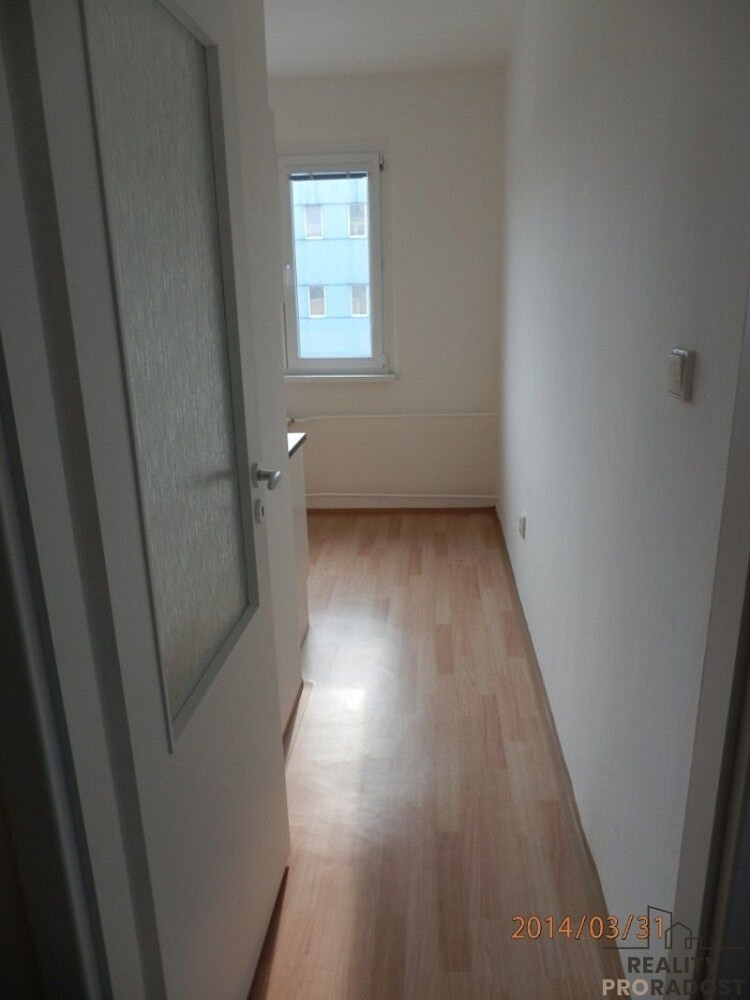 Pronájem bytu 2+1 52 m² – fotografie 4