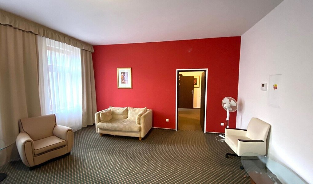 Prodej nájemního domu, činžáku 444 m², Karlovy Vary – náhled fotky 6