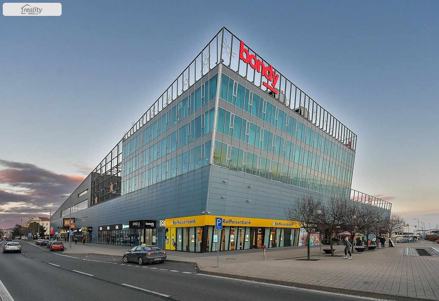 Pronájem kanceláře 247 m²