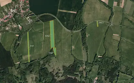 Prodej pole 18 617 m², Osíčko, okres Kroměříž