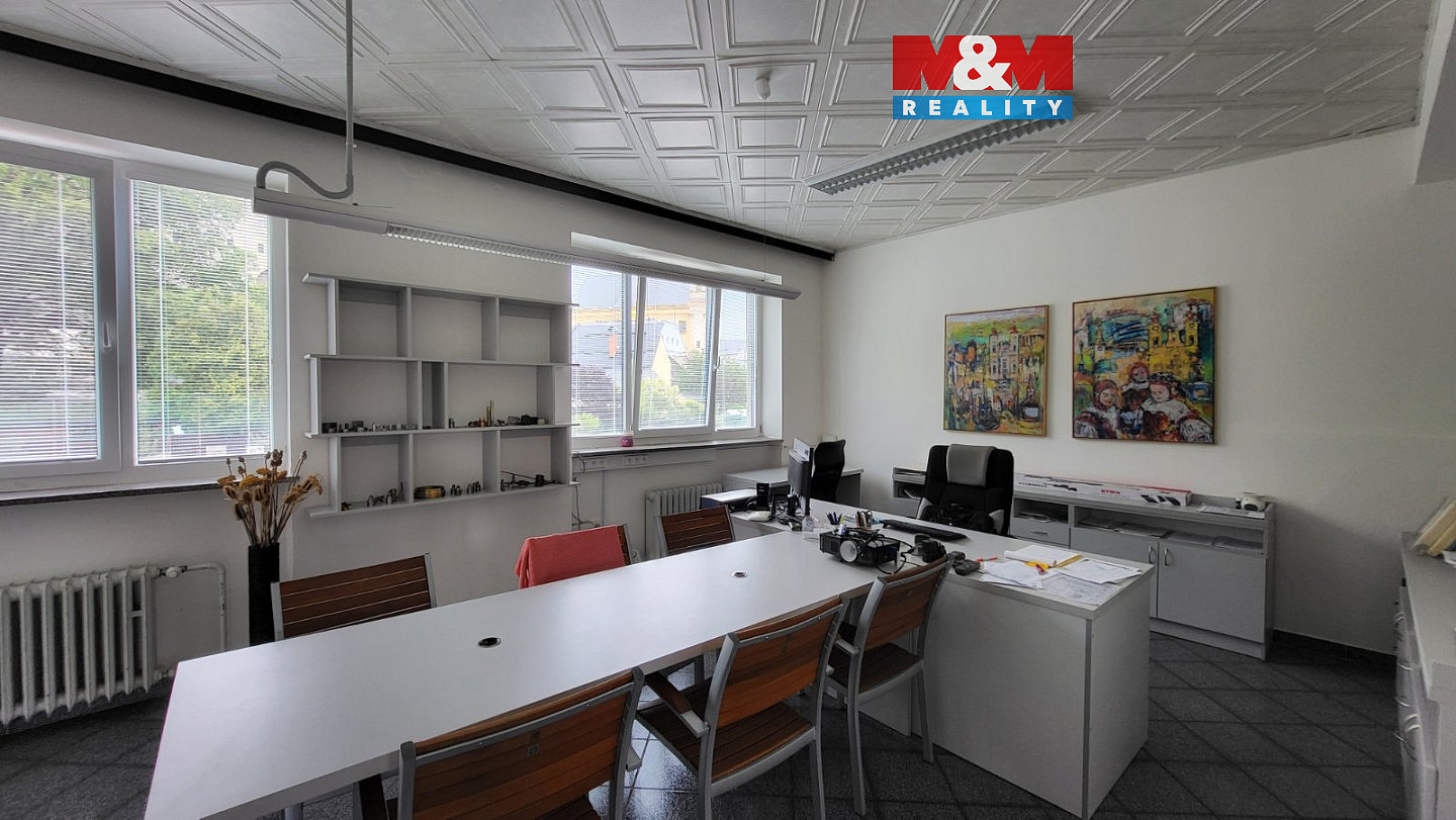 Pronájem kanceláře 140 m²