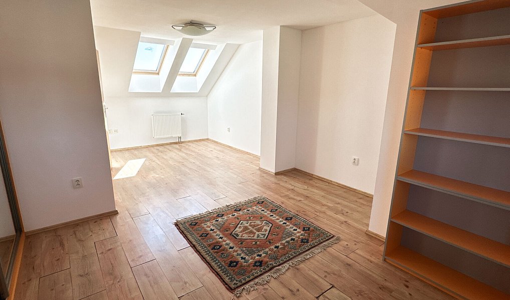 Prodej domu 125 m² s pozemkem 61 m², Rudná – náhled fotky 31