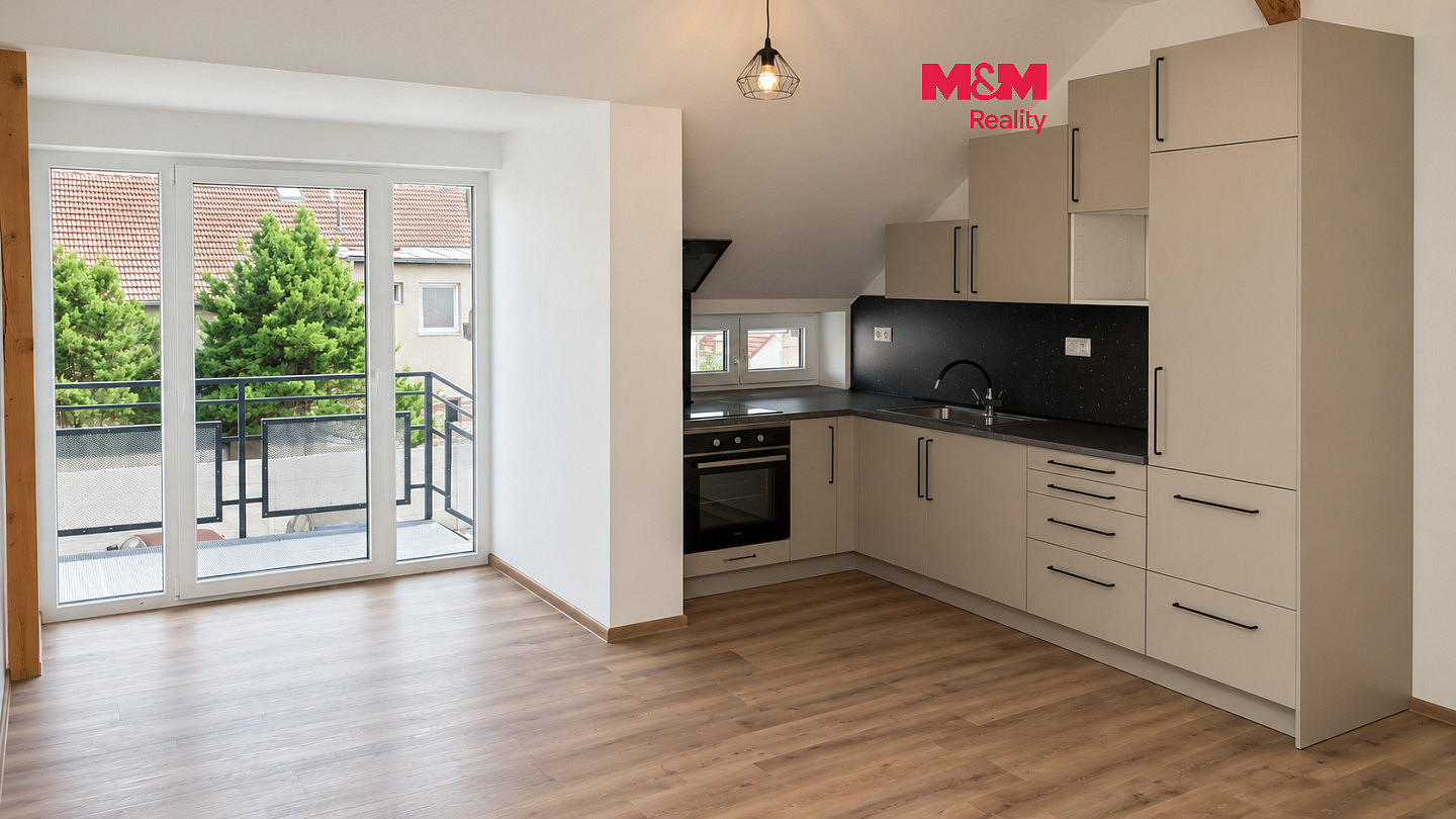 Pronájem bytu 3+kk 78 m²