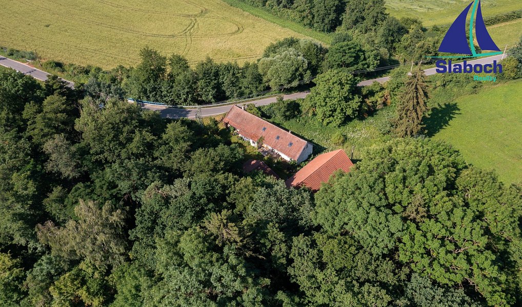 Prodej domu 285 m² s pozemkem 7 546 m², Krupá – náhled fotky 27