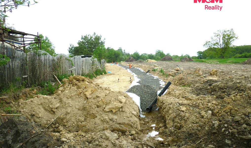 Prodej stavebního pozemku 1 009 m², Černovice – náhled fotky 13