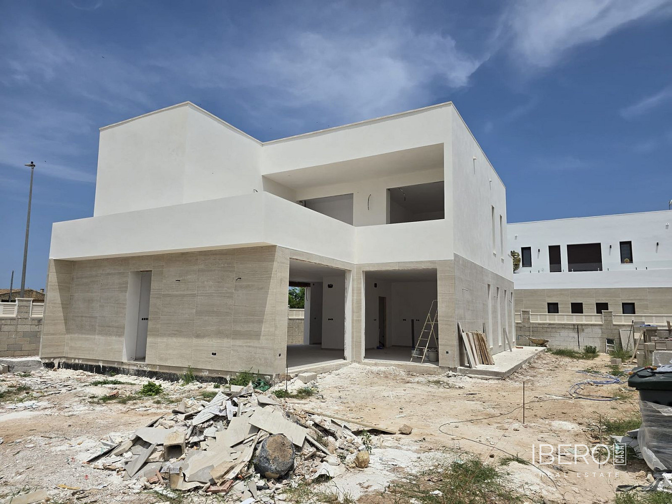 Prodej domu 225 m² s pozemkem 415 m²