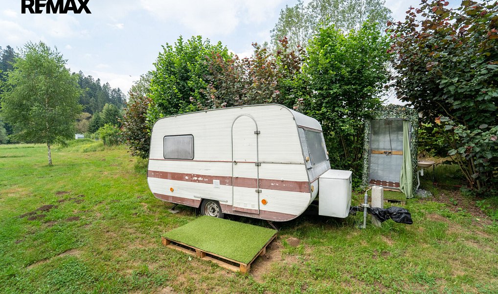 Prodej pozemku 2 100 m², Vlastějovice – náhled fotky 3