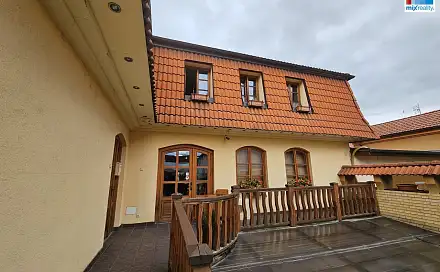 Pronájem bytu 3+kk 97 m², Husova třída, Domažlice - Dolejší Předměstí