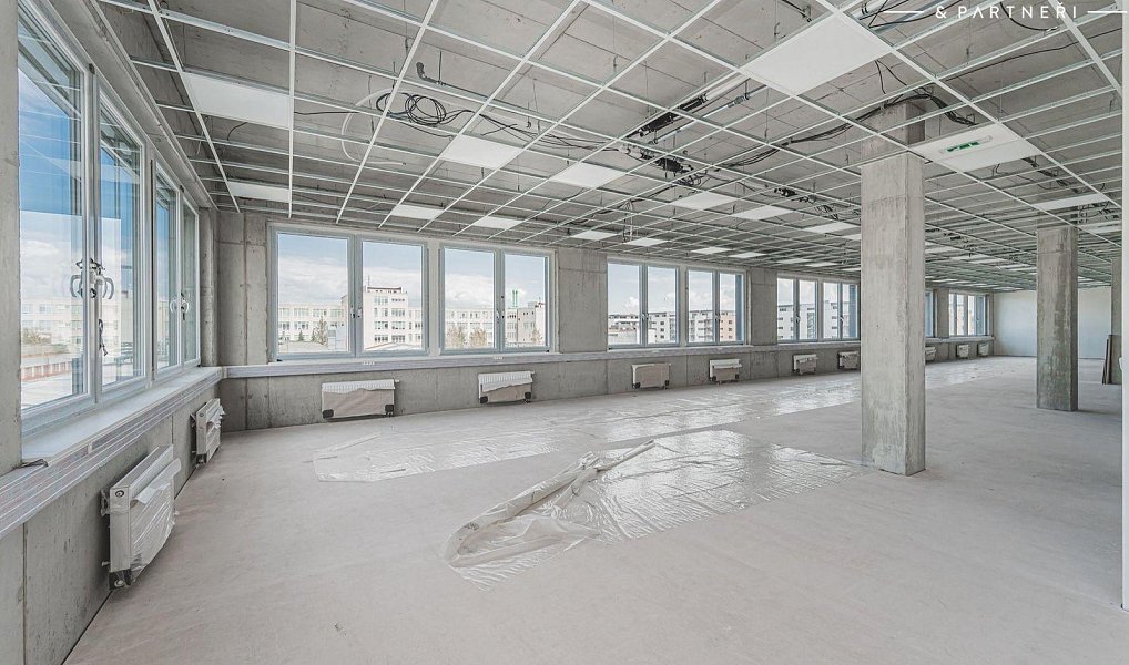Pronájem kanceláře 250 m², Hradec Králové – náhled fotky 13