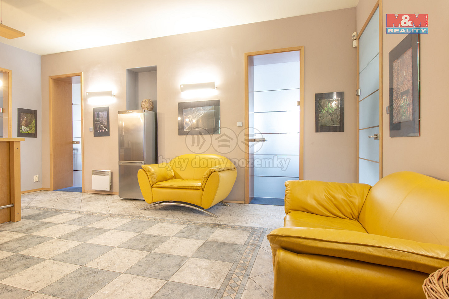 Pronájem restaurace 145 m² - Więcej