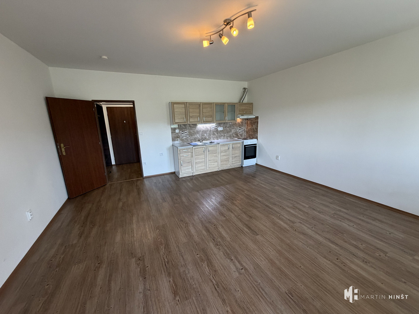 Pronájem bytu 1+kk 36 m² — photo 4
