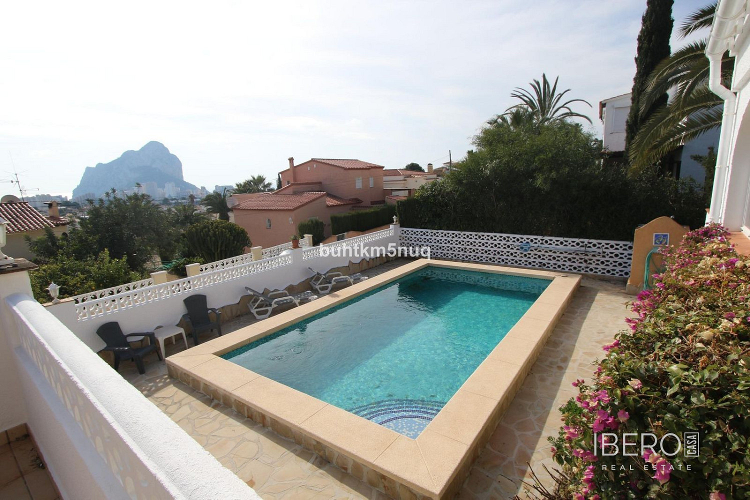 Prodej domu 300 m² s pozemkem 1 098 m² — photo 2