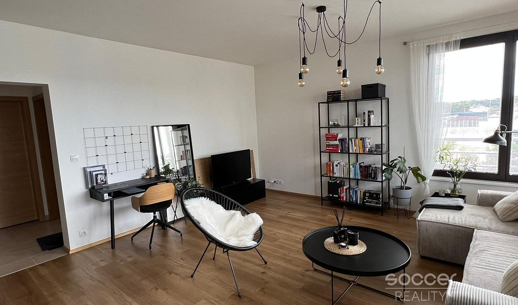 Pronájem bytu 2+kk 48 m², Praha – náhled fotky 2