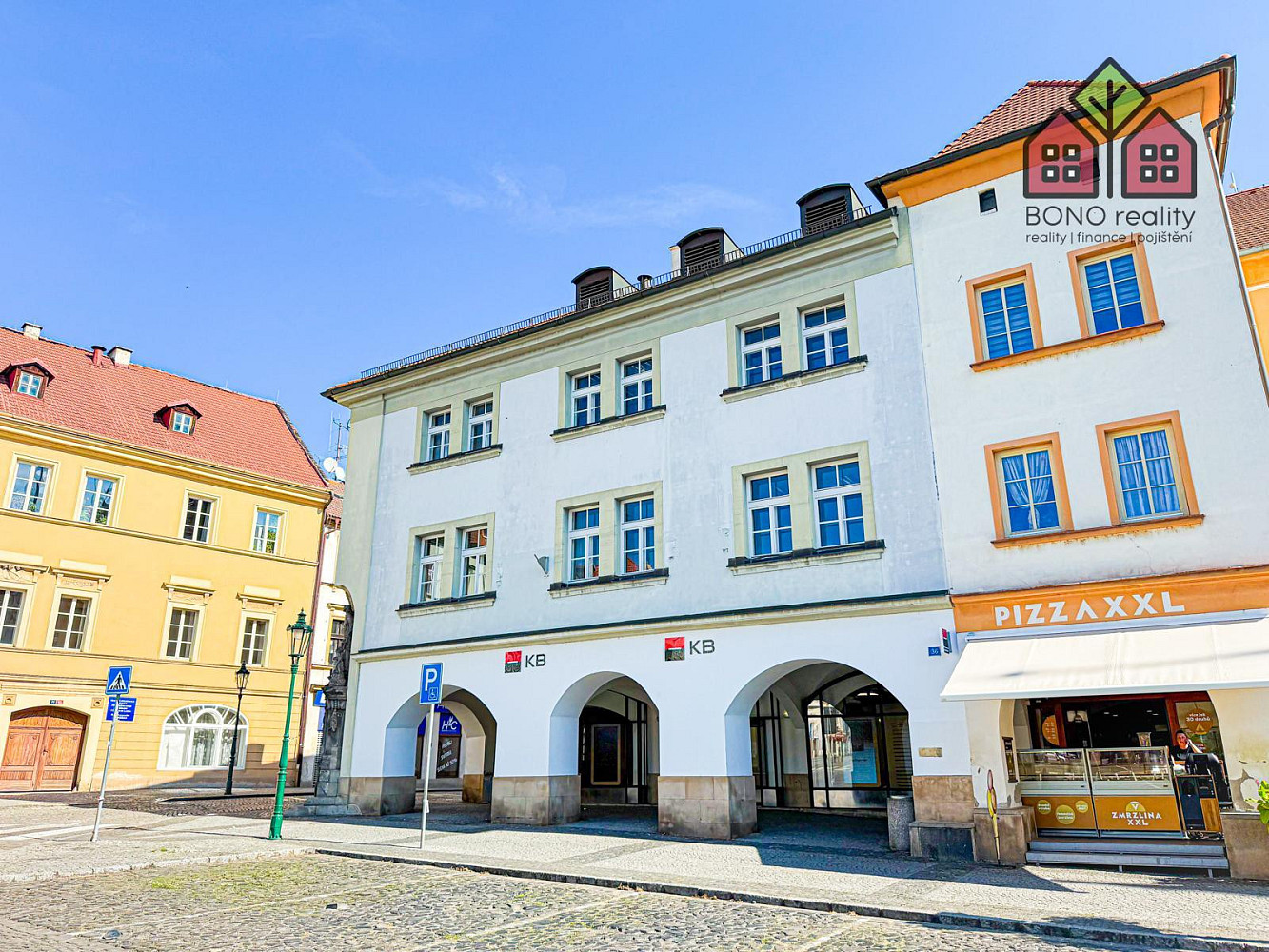 Pronájem kanceláře 242 m² – fotografie 4