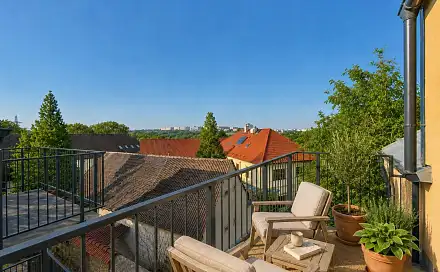 Prodej bytu 5+kk 152 m², náměstí Pod lípou, Praha 5 - Holyně
