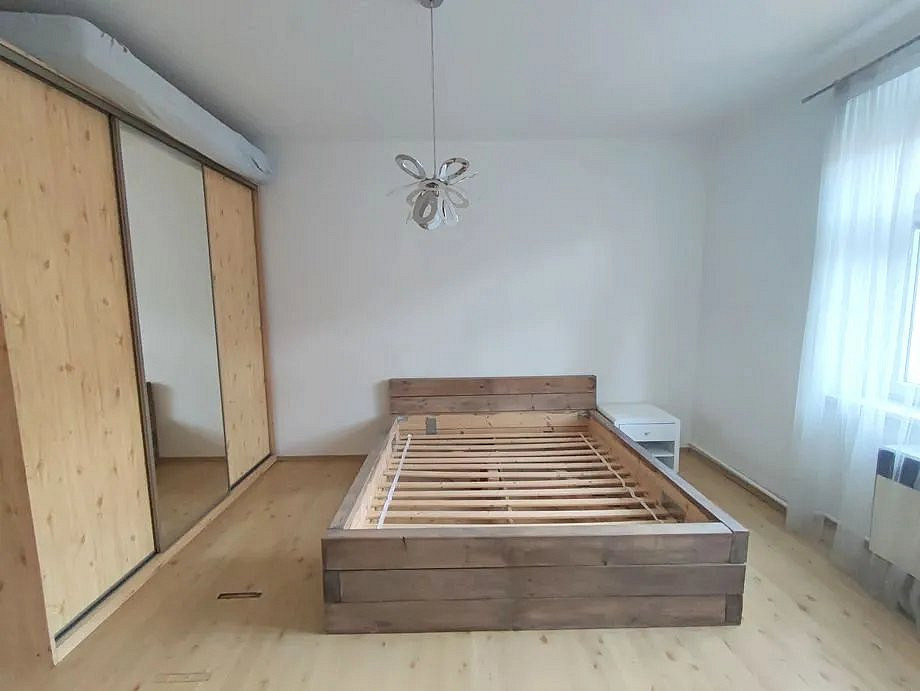 Pronájem bytu 2+1 67 m² – fotografie 4