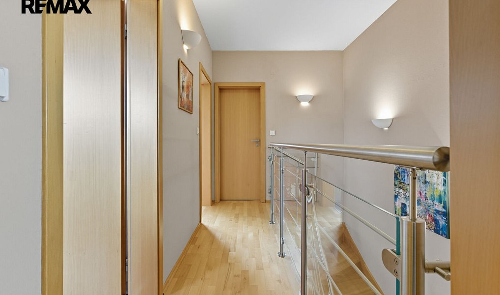Prodej domu 126 m² s pozemkem 334 m², Praha – náhled fotky 33