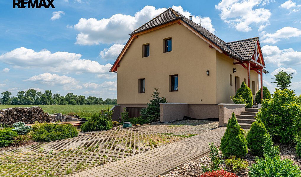 Prodej domu 107 m² s pozemkem 1 233 m², Sezemice – náhled fotky 22