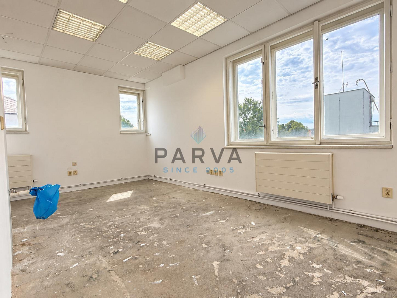 Pronájem obchodních prostor 20 m² – fotografie 4
