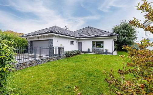 Prodej domu 216 m² s pozemkem 1 250 m², Drnovice, okres Blansko