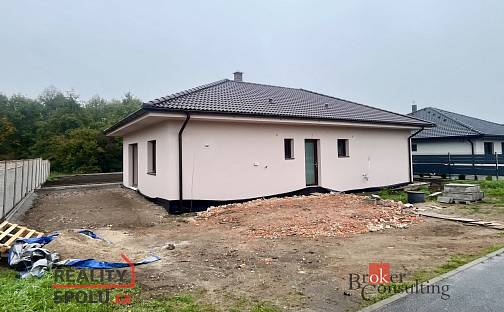 Prodej domu 112 m² s pozemkem 854 m², Všechlapy, okres Nymburk