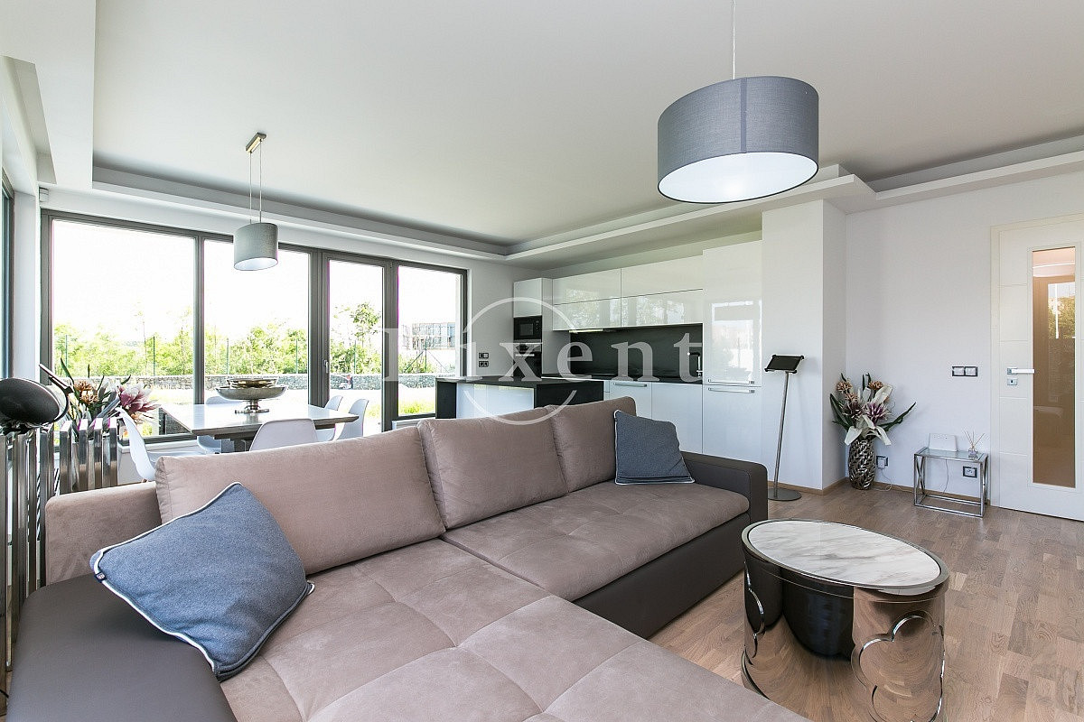 Pronájem bytu 3+kk 156 m²
