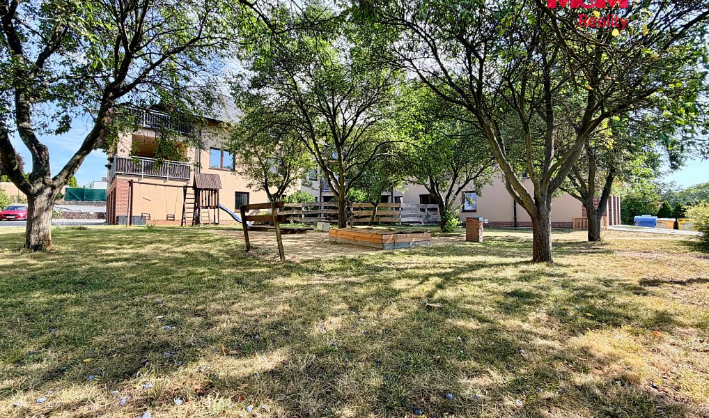 Prodej bytu 4+kk 146 m², Ivančice – náhled fotky 13