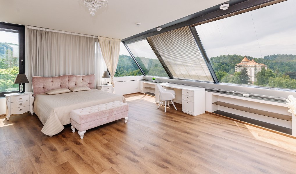 Prodej bytu 4+kk 155 m², Karlovy Vary – náhled fotky 8
