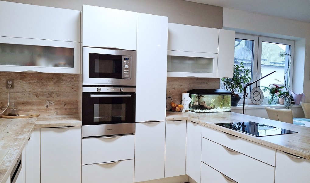 Prodej domu 150 m² s pozemkem 1 764 m², Dolany – náhled fotky 3