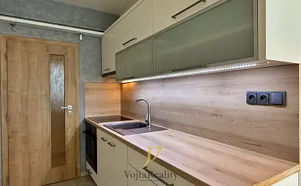 Pronájem bytu 3+1 75 m², Varšavské nám., Olomouc