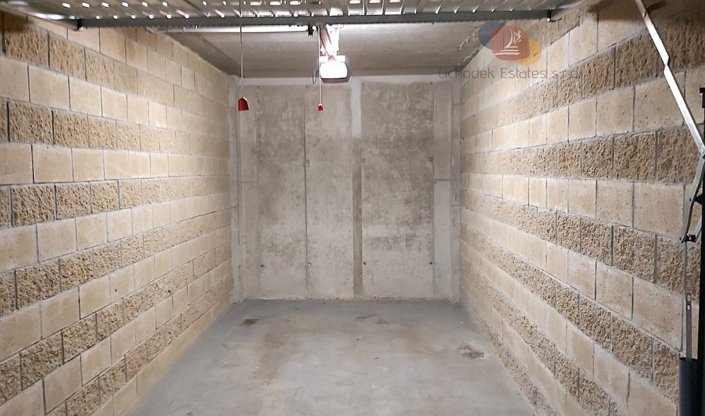 Prodej prostorné garáže 15m2 v Olomouci, Mošnerova, Olomouc – náhled fotky 3