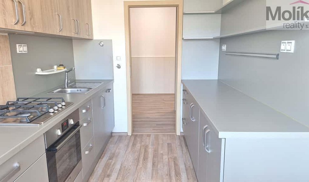 Prodej bytu 4+1 85 m², Teplice – náhled fotky 16