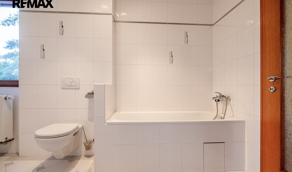 Prodej domu 358 m² s pozemkem 1 101 m², Praha – náhled fotky 21