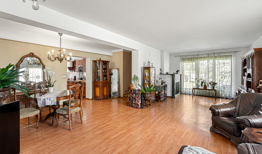 Prodej domu 182 m² s pozemkem 1 355 m², Všetaty – náhled fotky 5