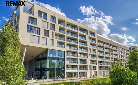 Prodej bytu 4+kk 104 m², Za Karlínským přístavem, Praha 8 - Karlín