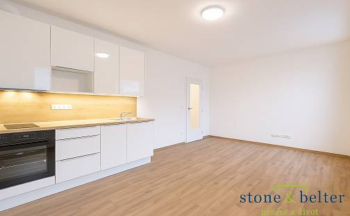 Pronájem bytu 1+kk 31 m², Praha 5 - Hlubočepy