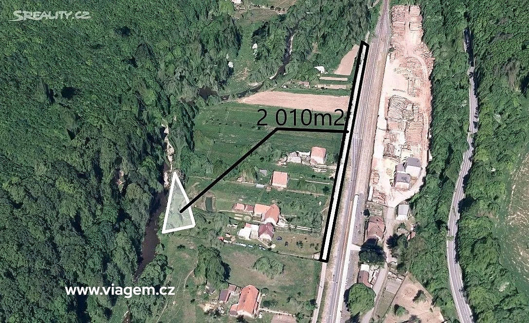 Prodej zahrady 558 m²