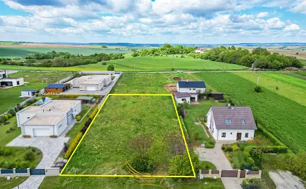 Prodej stavebního pozemku 1 641 m², Heršpice, okres Vyškov