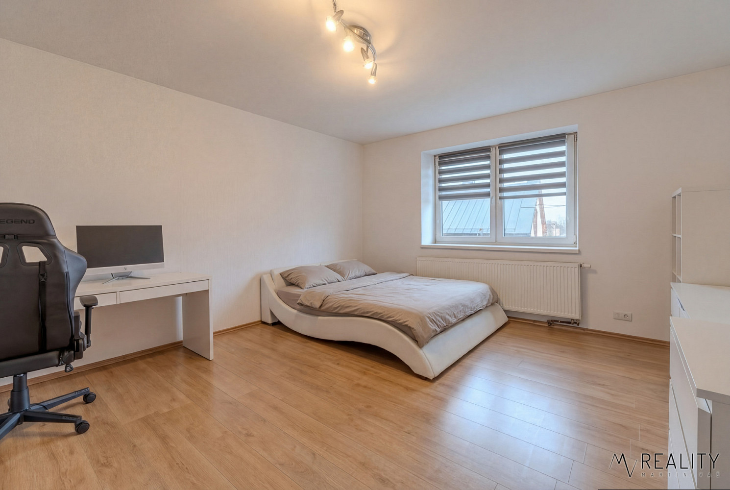 Prodej domu 200 m² s pozemkem 1 152 m² – pohled 6