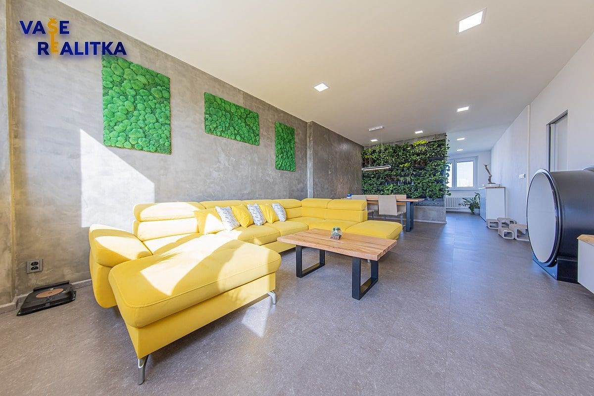 Prodej bytu 2+1 79 m² – pohled 3