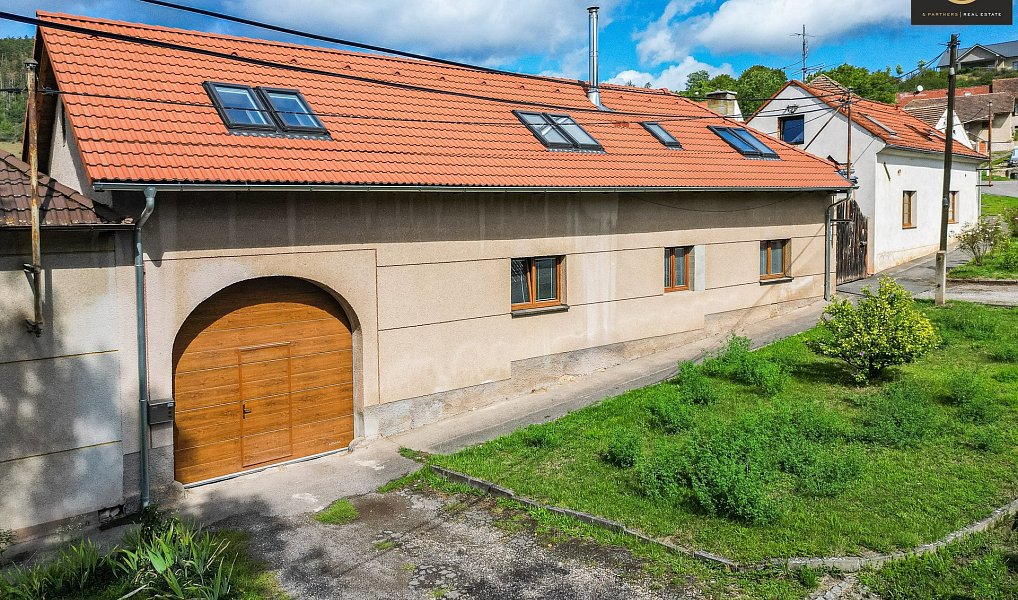 Prodej domu 203 m² s pozemkem 1 153 m², Hředle – fotka 1 z 51
