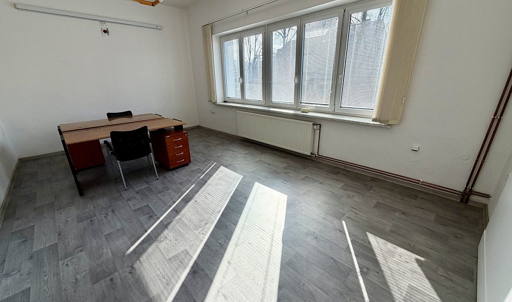 Pronájem kanceláře 24 m², Uherské Hradiště – náhled fotky 6