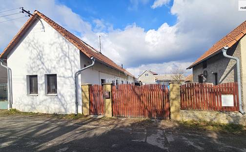 Prodej domu 105 m² s pozemkem 615 m², Krakovany, okres Kolín