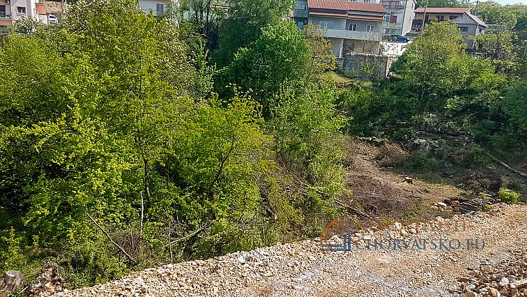Prodej stavebního pozemku 2 389 m², Viškovo
