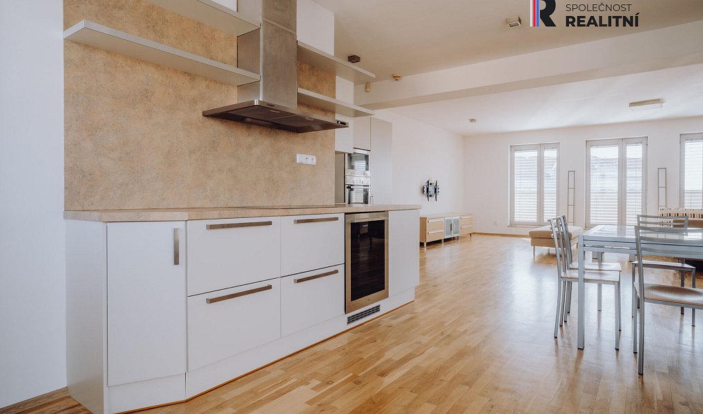 Pronájem bytu 5+kk 178 m², Kroměříž – náhled fotky 4